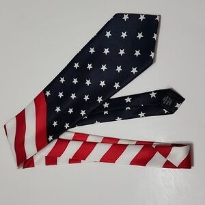 Mosaic American Flag Tie